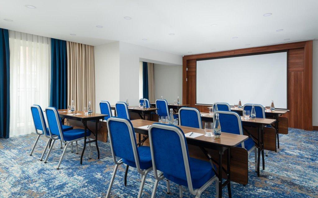 Courtyard By Marriott Tashkent Hotel Eksteriør billede