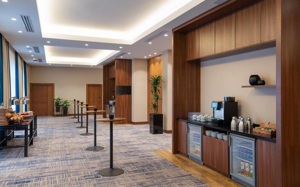 Courtyard By Marriott Tashkent Hotel Eksteriør billede