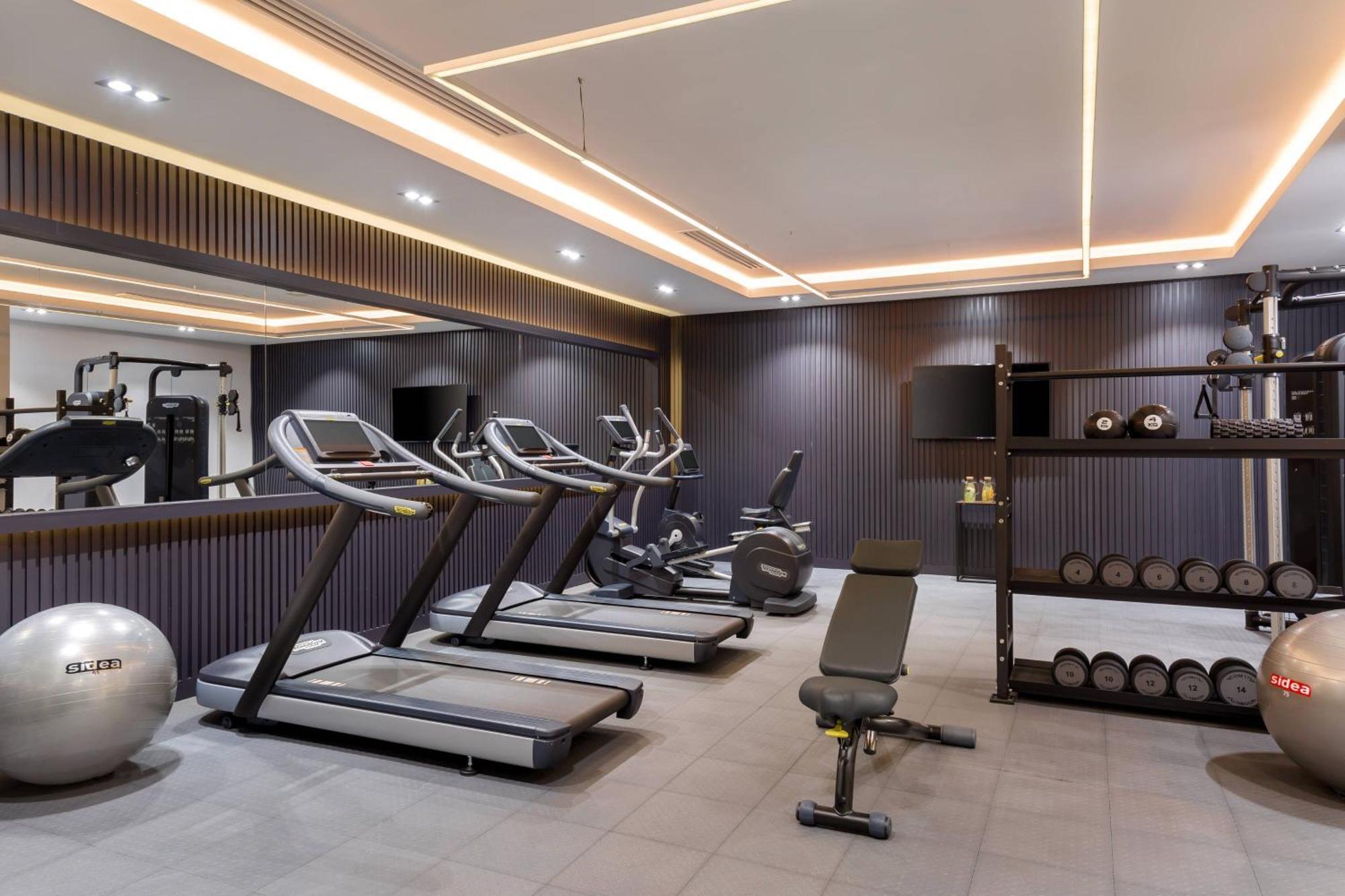 Courtyard By Marriott Tashkent Hotel Eksteriør billede