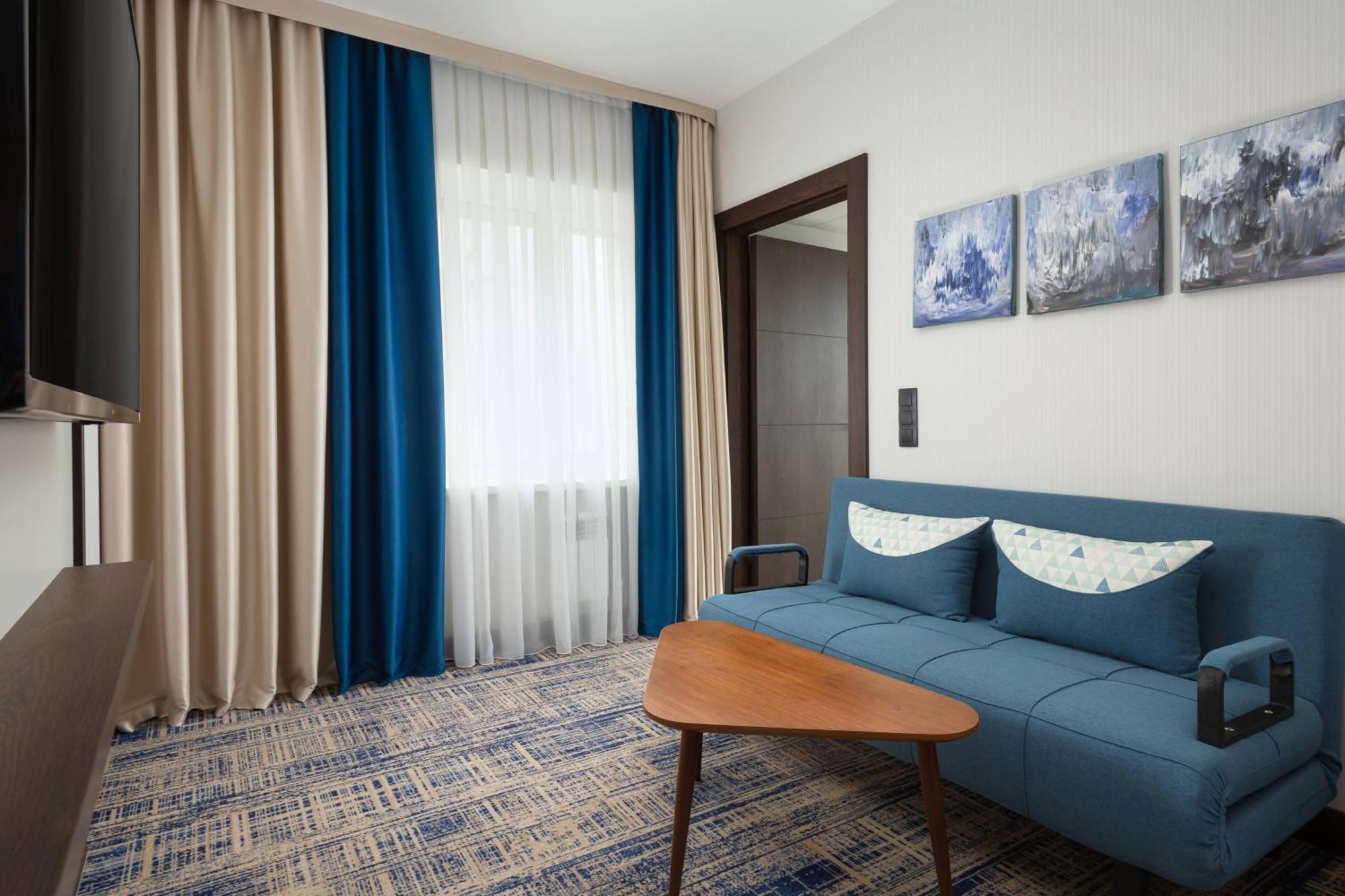 Courtyard By Marriott Tashkent Hotel Eksteriør billede