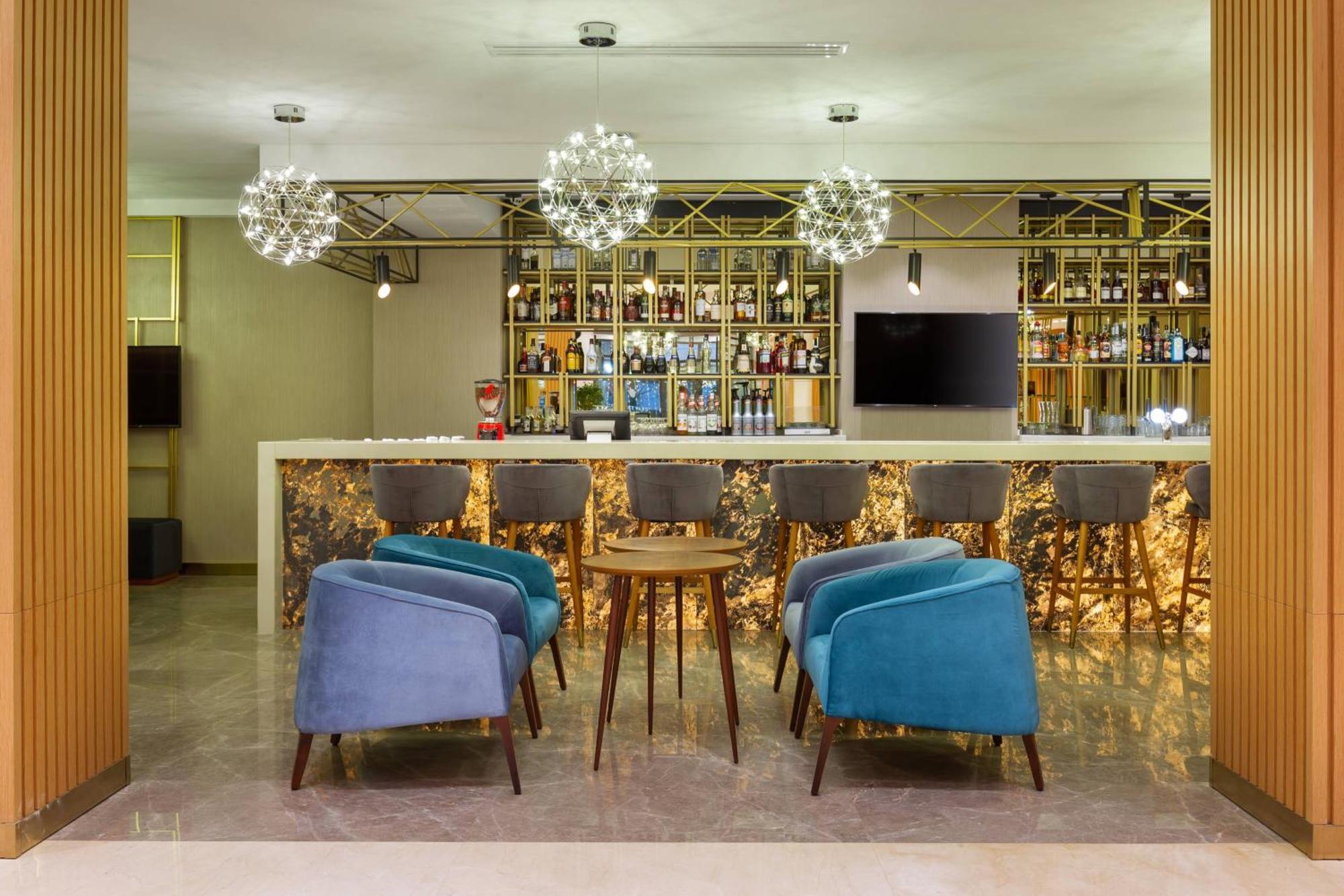 Courtyard By Marriott Tashkent Hotel Eksteriør billede