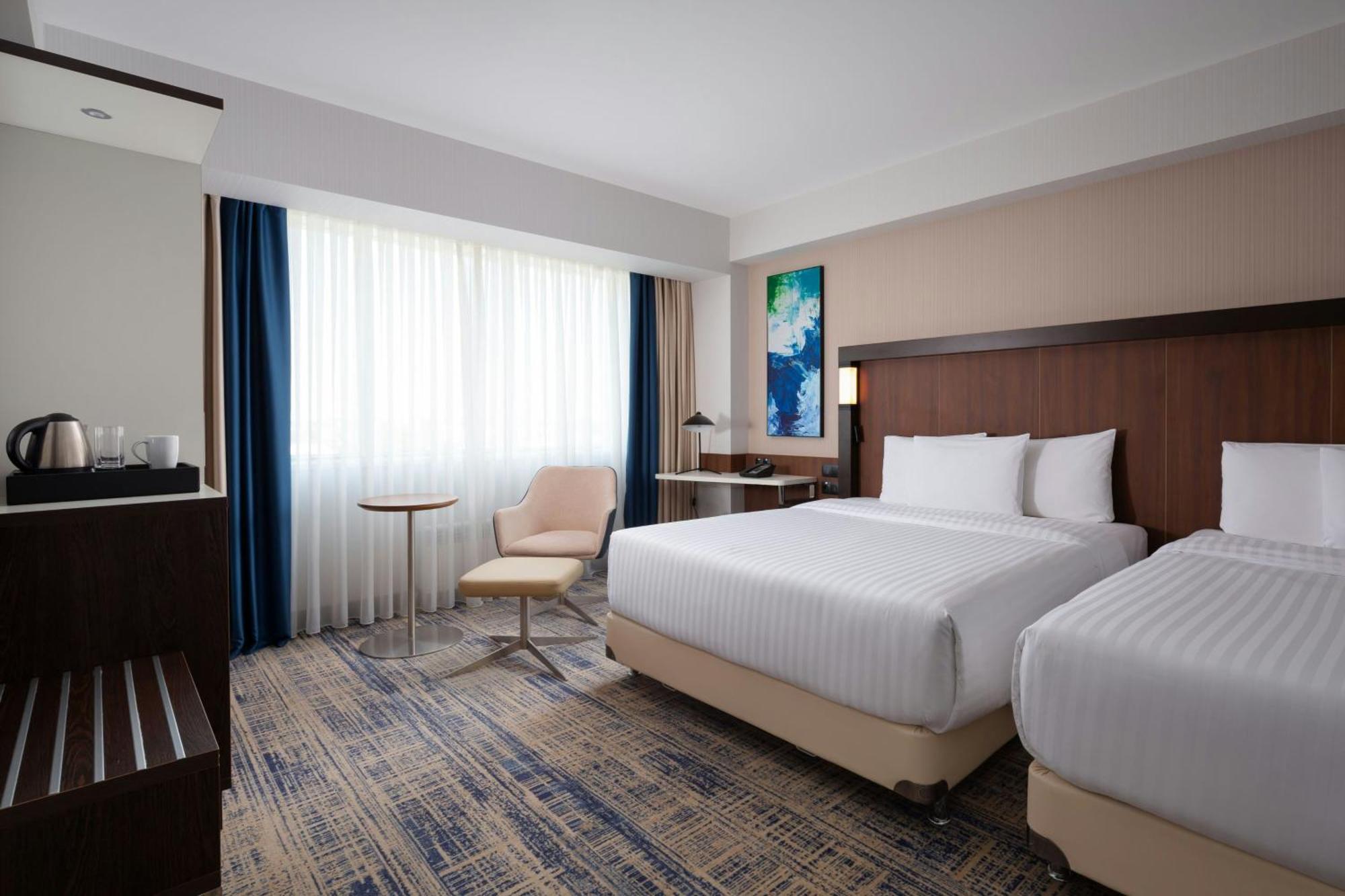 Courtyard By Marriott Tashkent Hotel Eksteriør billede