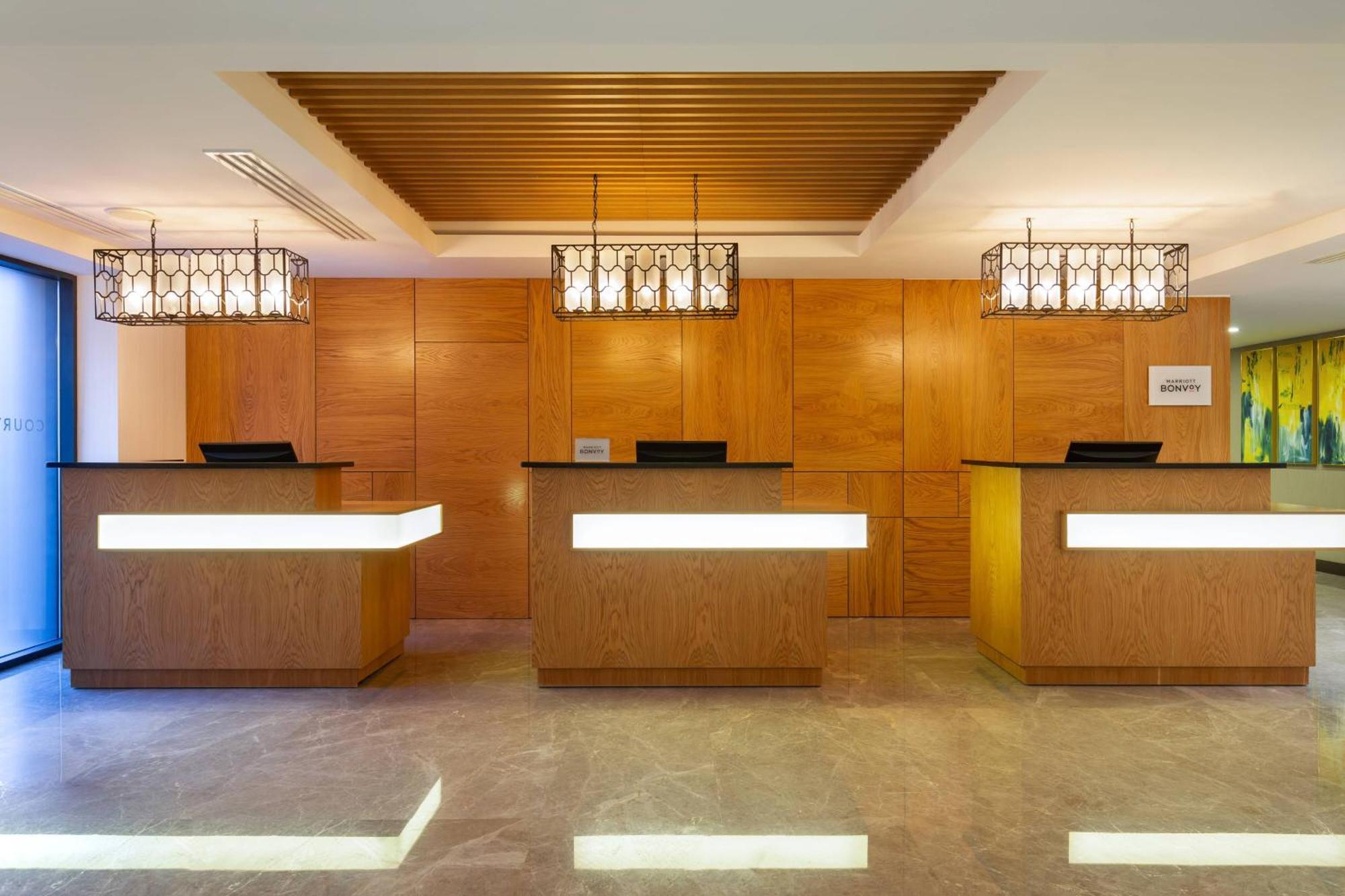 Courtyard By Marriott Tashkent Hotel Eksteriør billede